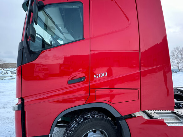 2017 Volvo FH, красный, 8800000 рублей - вид 11