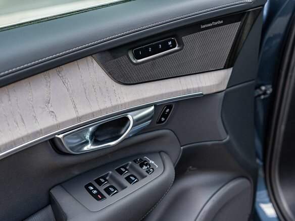 2026 Volvo XC90 B5 II Рестайлинг 2, синий - вид 18