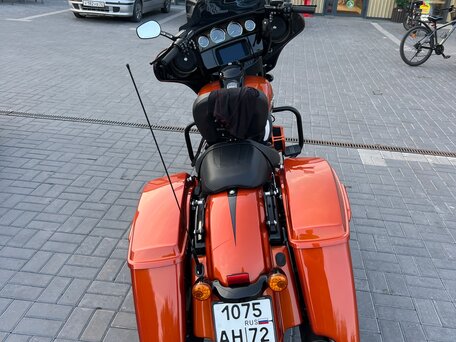 2019 Harley-Davidson Street Glide Special, оранжевый, 1990000 рублей, вид 2