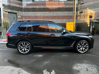 2020 BMW X7 M50d I (G07), чёрный, 8790000 рублей, вид 4