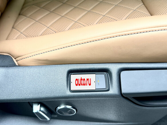 2023 Audi Q6 50 TFSI, чёрный, 6900000 рублей - вид 31