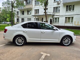 2013 Skoda Octavia III (A7), белый, 1070000 рублей, вид 3