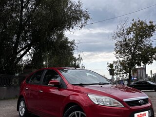 2008 Ford Focus II Рестайлинг, красный, 610000 рублей, вид 3