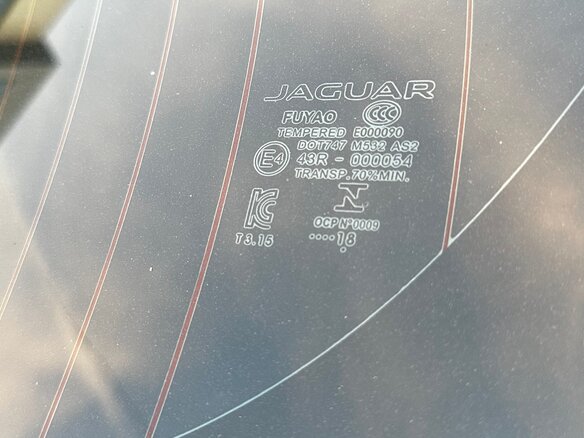 2018 Jaguar E-Pace I, белый, 3300000 рублей - вид 20