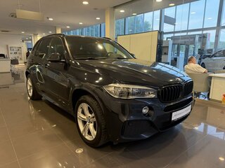 2017 BMW X5 30d III (F15), чёрный, 3239000 рублей, вид 3
