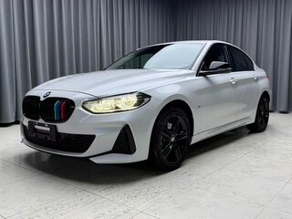 2022 BMW 1 серии 120i III (F52) Рестайлинг, белый, 2177109 рублей, вид 1