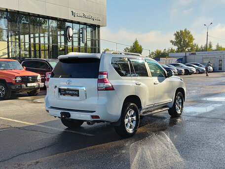 2010 Toyota Land Cruiser Prado 150 Series, белый, 2372000 рублей, вид 5