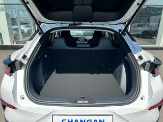 2025 Changan UNI-T I, белый, 3459900 рублей, вид 5