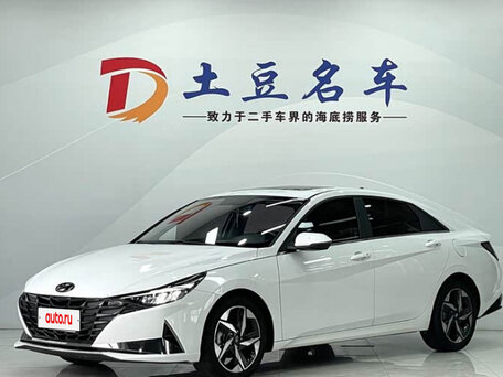 Hyundai Elantra VII (CN7)