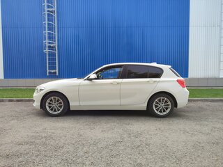 2016 BMW 1 серии 118i II (F20/F21) Рестайлинг, белый, 1370000 рублей, вид 5