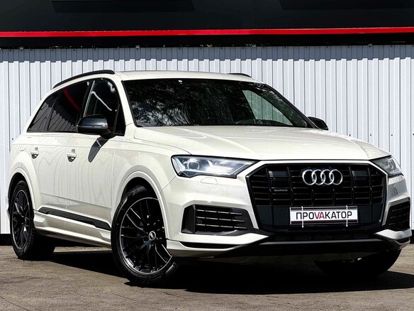 2020 Audi Q7 45 TDI II (4M) Рестайлинг, коричневый, 6377000 рублей - вид 3