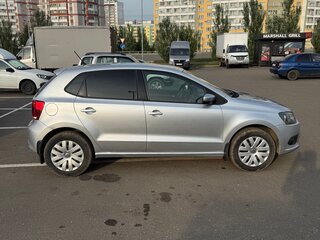 2010 Volkswagen Polo V, серебристый, 450000 рублей, вид 4