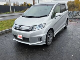 2015 Honda Freed Spike I Рестайлинг 2, серый, 1390000 рублей, вид 1