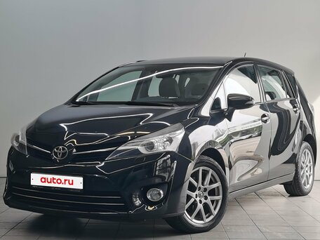 Toyota Verso I Рестайлинг