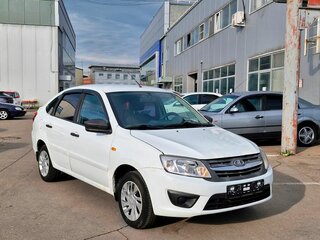 2015 Lada (ВАЗ) Granta I, белый, 285000 рублей, вид 1