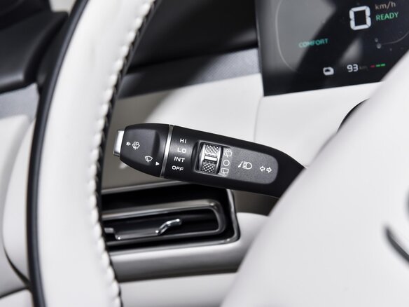 2026 Changan Qiyuan Q05 51.9 kWh II, белый, 2328000 рублей - вид 20