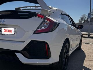 2019 Honda Civic X Рестайлинг, белый, 1450000 рублей, вид 5