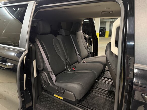 2021 Kia Carnival IV, чёрный, 3299000 рублей - вид 12