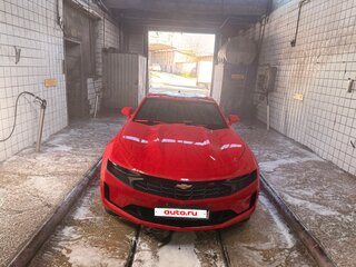 2019 Chevrolet Camaro VI Рестайлинг, красный, 2890000 рублей, вид 2