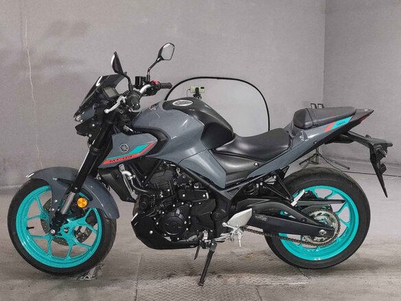 2023 Yamaha MT-03, серый - вид 1