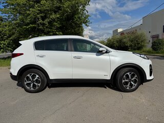 2019 Kia Sportage IV Рестайлинг, белый, 2465000 рублей, вид 3