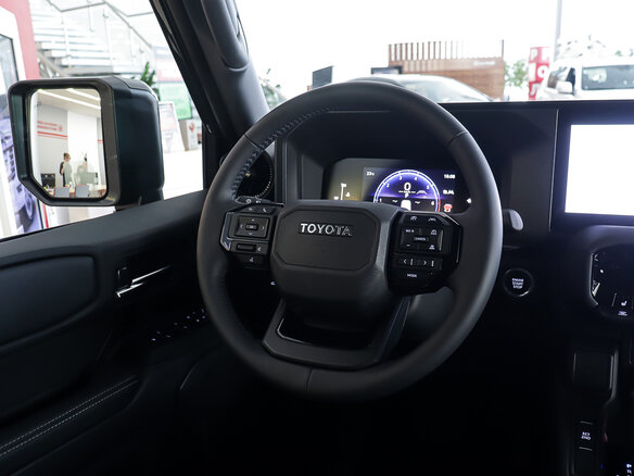 2026 Toyota Land Cruiser Prado 250 Series, серый - вид 31