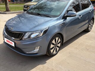 2013 Kia Rio 4-speed III, серый, 1280000 рублей, вид 1