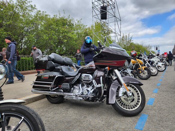 2011 Harley-Davidson Road Glide, коричневый, 1050000 рублей - вид 8