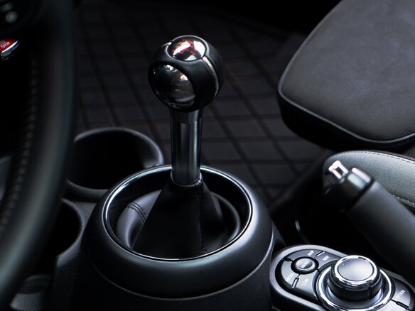 2022 Mini Hatch JCW III (F55/F56) Рестайлинг 2, серый, 3000000 рублей - вид 13