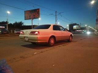 2001 Toyota Cresta V (X100) Рестайлинг, белый, 530000 рублей, вид 2