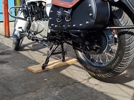 2019 Bajaj Avenger, белый, 268000 рублей, вид 4