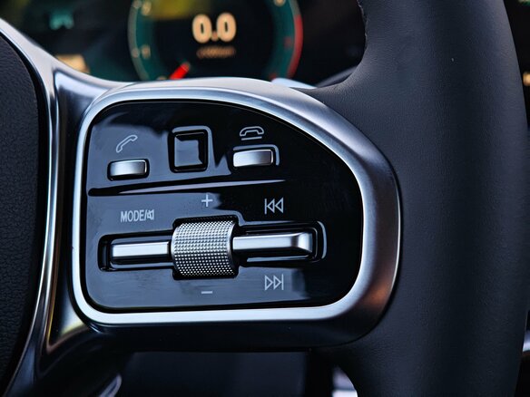 2026 Jetour X70+ I Рестайлинг, белый, 3399000 рублей - вид 18