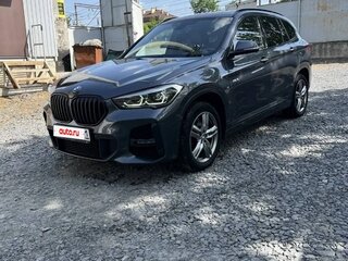 2021 BMW X1 20i xDrive II (F48) Рестайлинг, серый, 3800000 рублей, вид 1