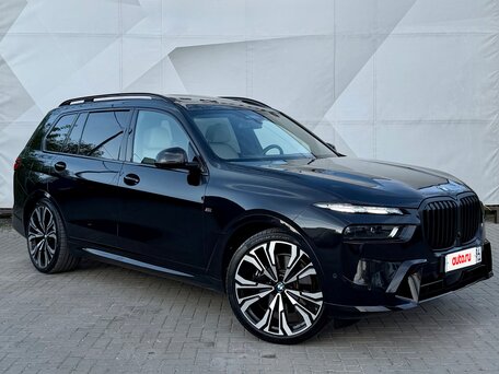 2024 BMW X7 40d I (G07) Рестайлинг, чёрный, 13800000 рублей, вид 2