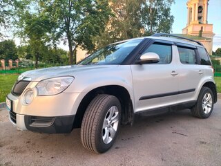 2013 Skoda Yeti I, серебристый, 950000 рублей, вид 1