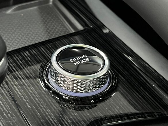 2024 Geely Monjaro I, белый, 3439900 рублей - вид 14