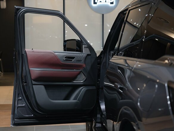 2025 Infiniti QX80 II, серый, 17990000 рублей - вид 11