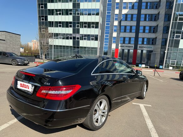 2011 Mercedes-Benz E-Класс 250 5G-Tronic IV (W212, S212, C207), чёрный, 1290000 рублей - вид 2