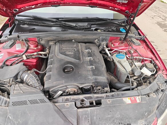 2008 Audi A4 IV (B8), красный, 900000 рублей - вид 16