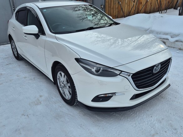 2016 Mazda Axela III Рестайлинг, белый, 1320000 рублей - вид 11