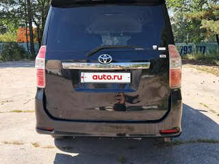 2008 Toyota Noah II (R70), чёрный, 900000 рублей, вид 5