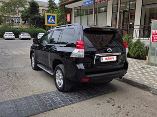 2010 Toyota Land Cruiser Prado 150 Series, чёрный, 2500000 рублей, вид 3