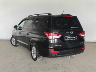 2013 SsangYong Stavic, чёрный, 865000 рублей, вид 4