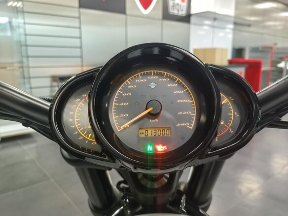 2016 Harley-Davidson V-Rod, белый, 1680000 рублей - вид 16