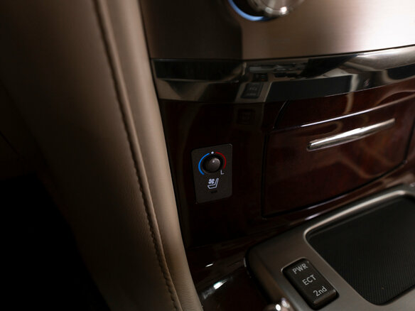 2013 Lexus LX 570 III Рестайлинг, чёрный, 4950000 рублей - вид 22