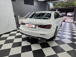 2020 Mercedes-Benz E-Класс 200 V (W213, S213, C238) Рестайлинг, белый, 4600000 рублей, вид 3
