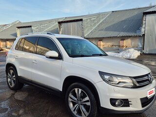 2011 Volkswagen Tiguan I Рестайлинг, белый, 1250000 рублей, вид 4