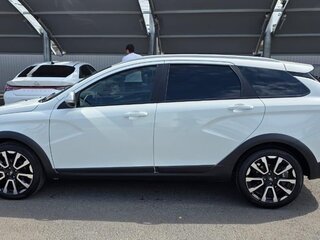 2024 Lada (ВАЗ) Vesta SW Cross I Рестайлинг (NG), белый, 1400000 рублей, вид 5