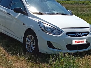 2011 Hyundai Solaris I, белый, 450000 рублей, вид 3