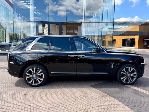2021 Rolls-Royce Cullinan I (Series I), чёрный - вид 6